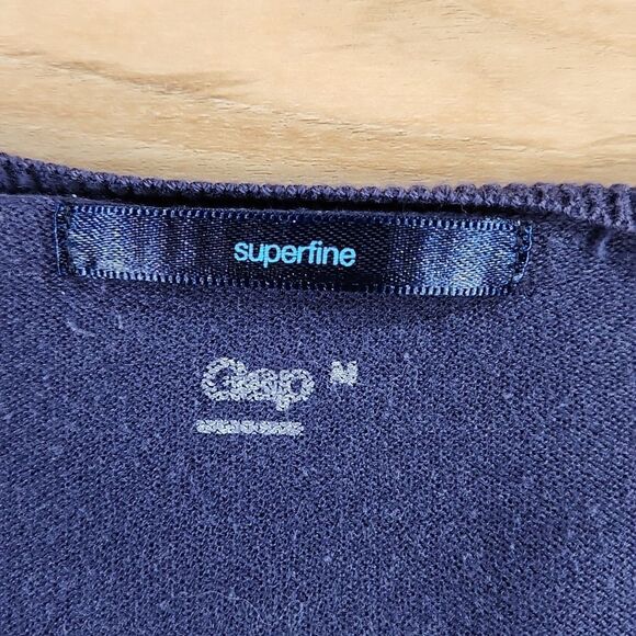 🐞Gap Blue Superfine Lightweight Vneck Sweater Medium - Picture 7 of 11